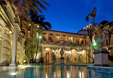 giannis at the versace mansion|gianni's versace mansion reviews.